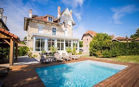 Private Villa Le Kervan